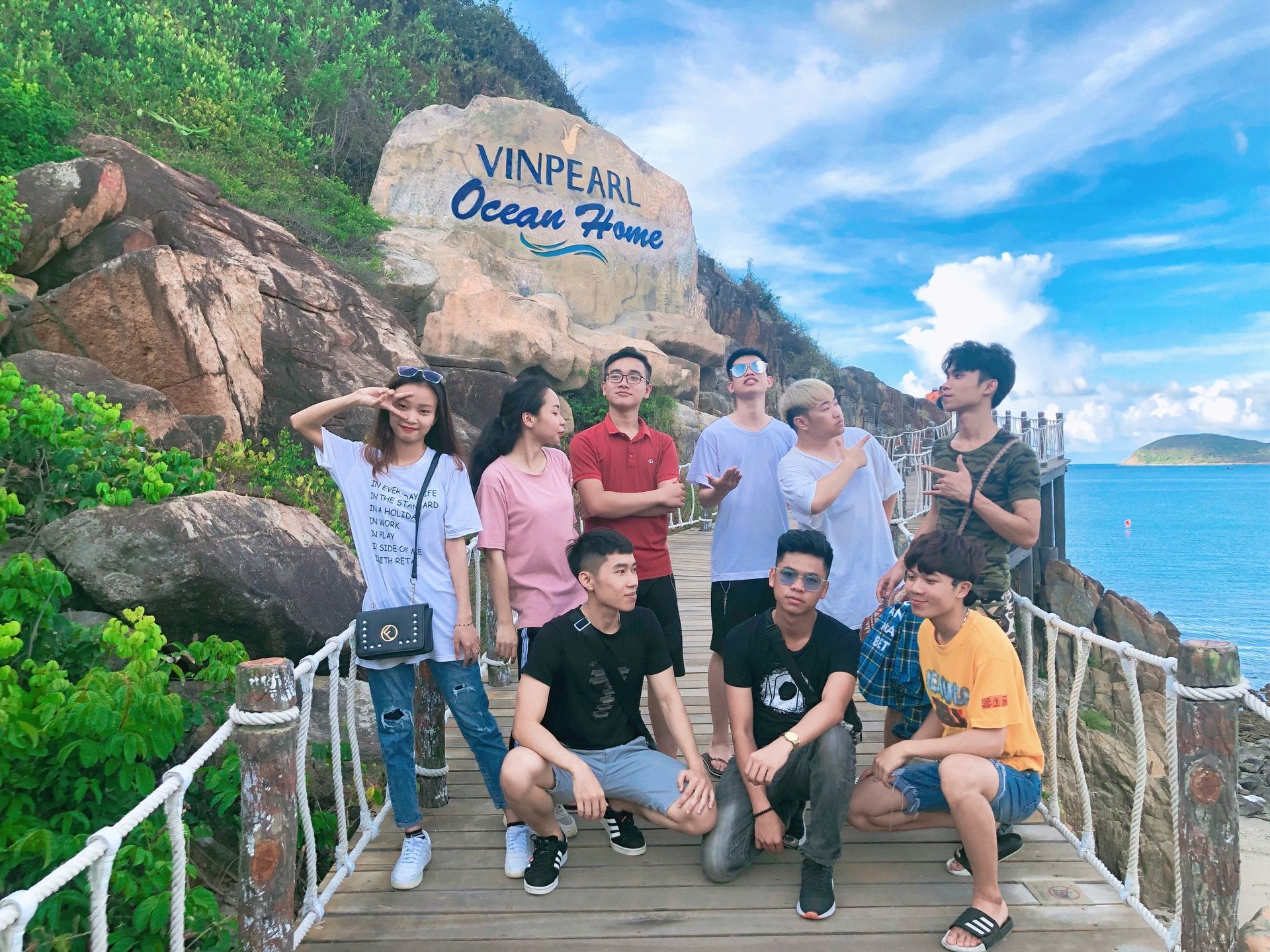 QUẢN TRỊ DỊCH VỤ DU LỊCH VÀ LỮ HÀNH